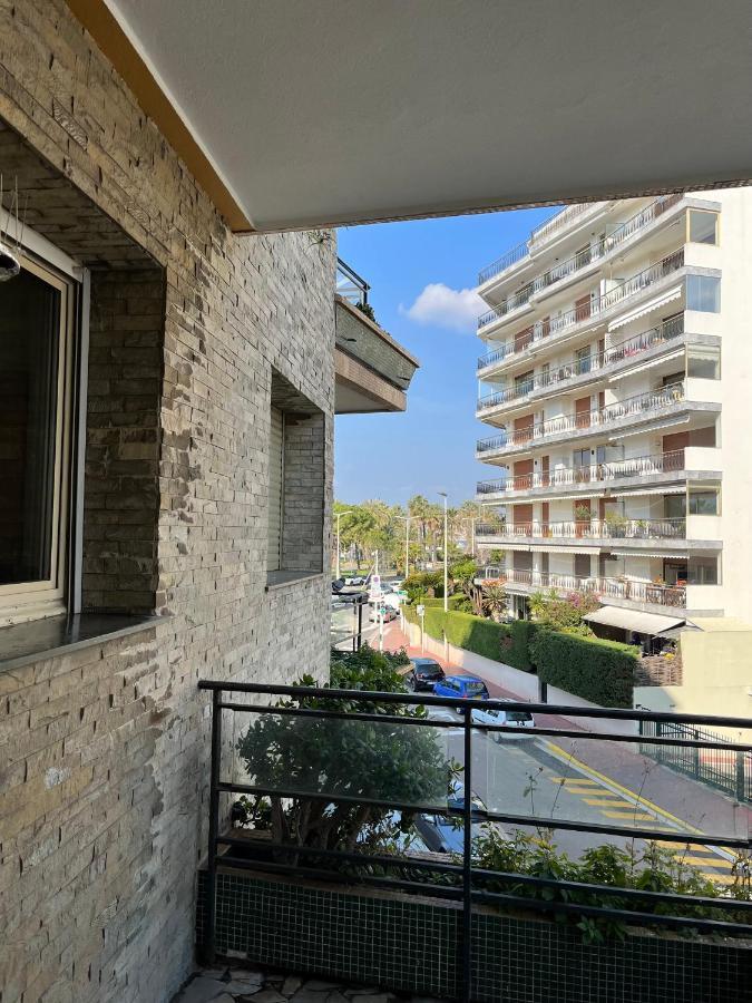 palm Beach studio vue port Canto Cannes Exterior foto